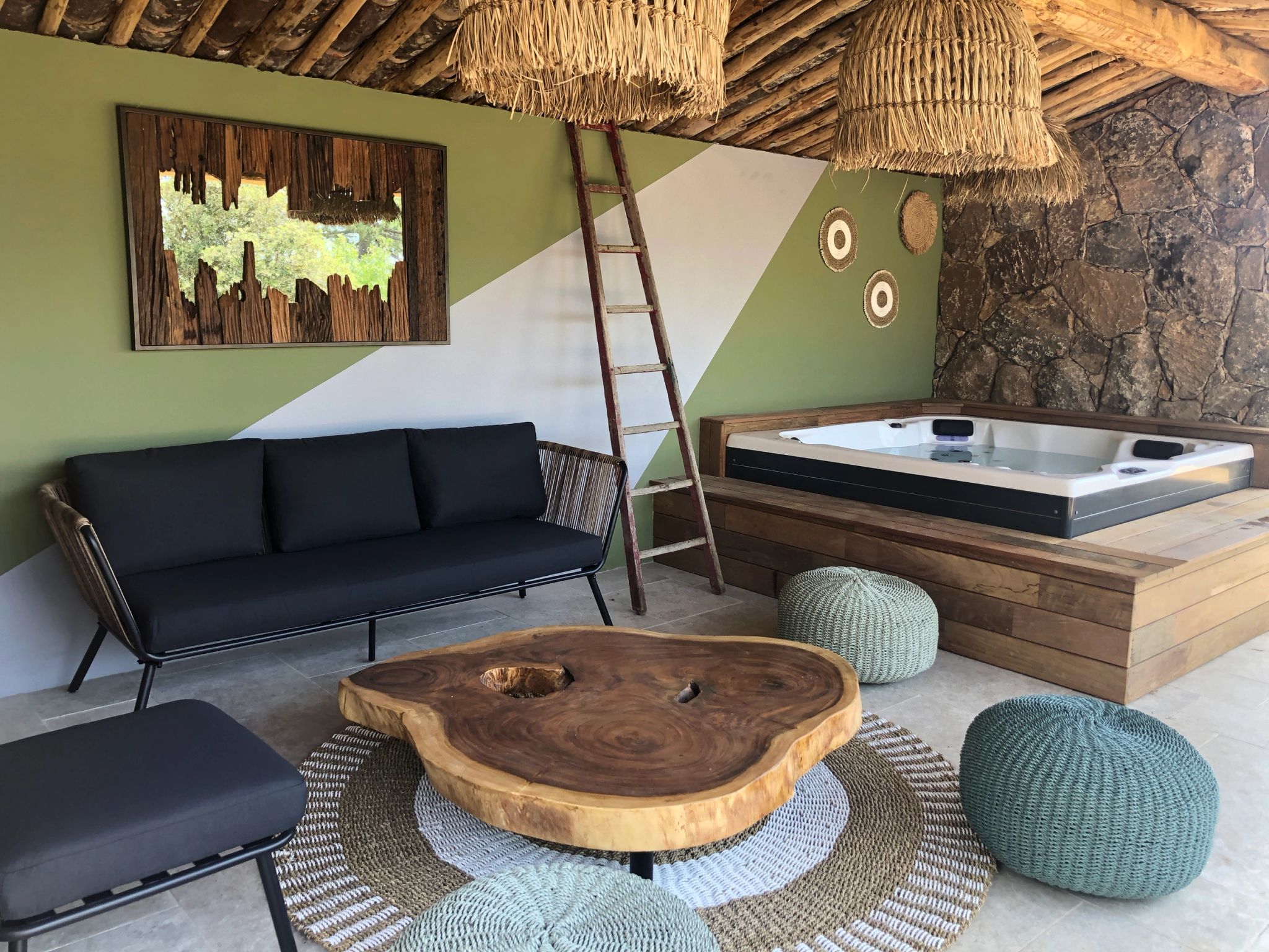 Piscine service expert en vente de jacuzzi à Porto-Vecchio
